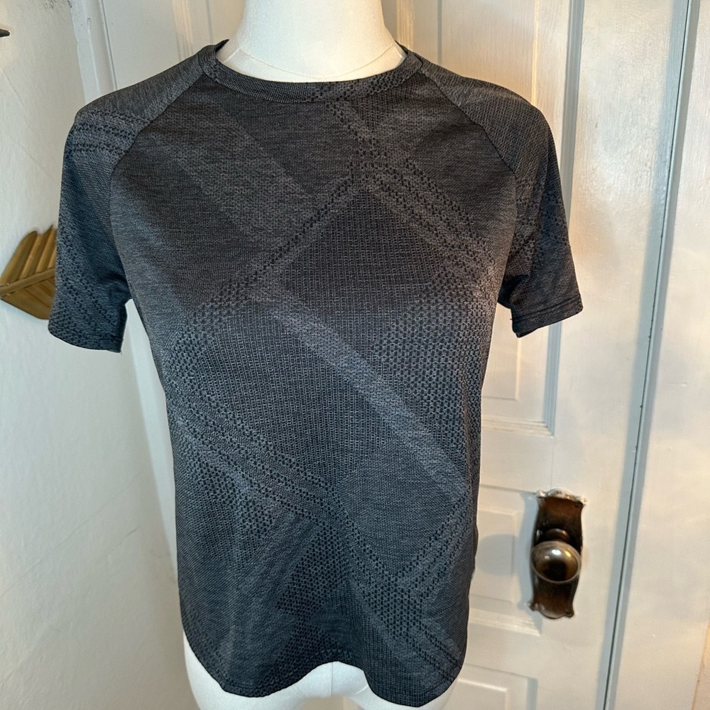 New Balance Women's Charcoal Tee